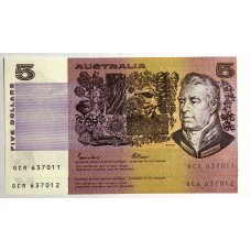 AUSTRALIA 1985 . FIVE 5 DOLLAR BANKNOTES . JOHNSTON/FRASER . CONSECUTIVE PAIR